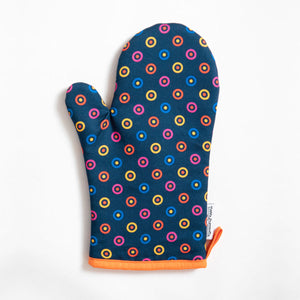 ALIEN JUNGLE - Single oven glove with colourful polka dot pattern