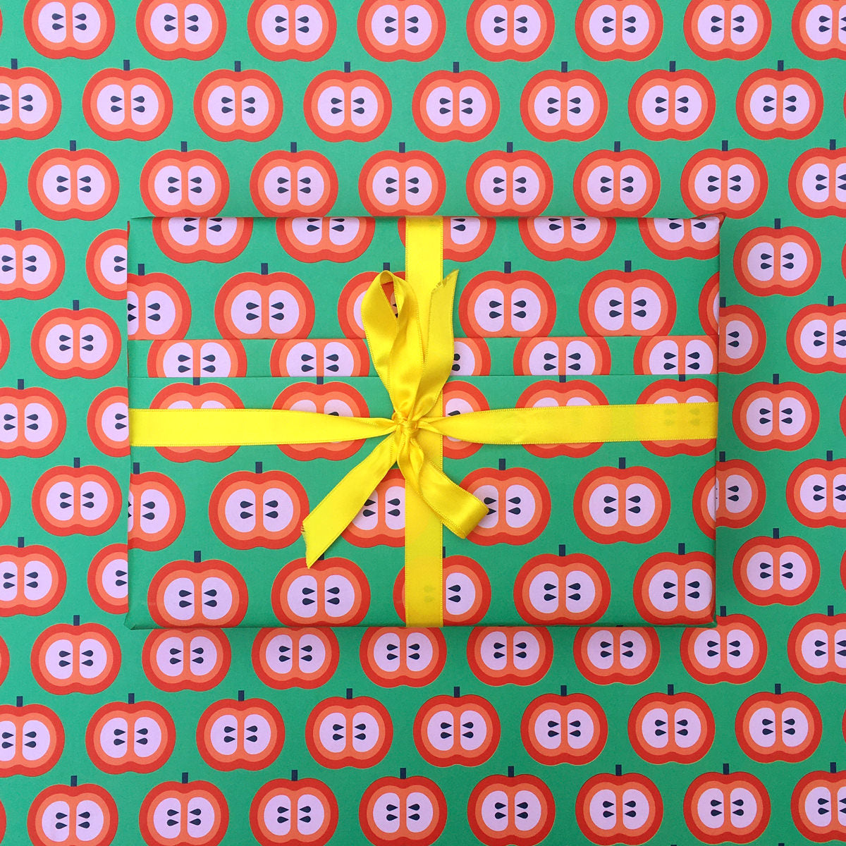 APPLES wrapping paper - Colourful gift wrap