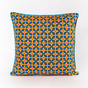 BLUE FLORAL MANDALA - Bright and colourful double-sided cushion cover