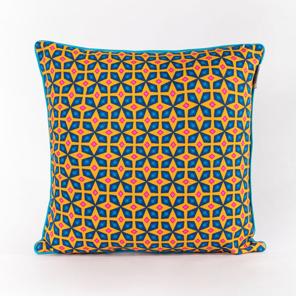 BLUE FLORAL MANDALA - Bright and colourful double-sided cushion cover ...