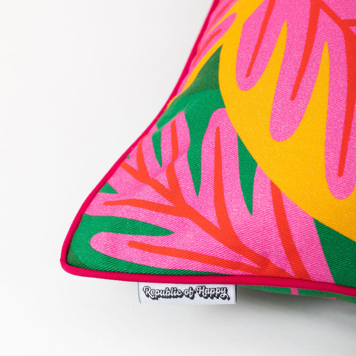 TROPICAL LEAVES - Bright and colourful double-sided cushion cover